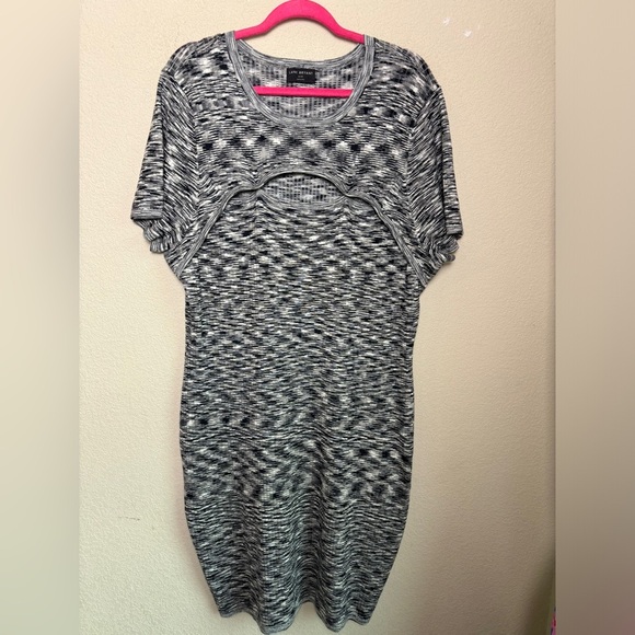 Lane Bryant Heather Black Cutout Front Ribbed Short Sleeve Sweater Dress 26/28 - Picture 6 of 10